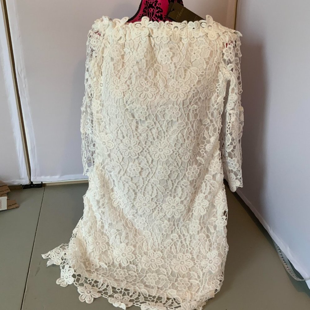 Auxo Off shoulder lace  Dress (M) 1NWT-0013
